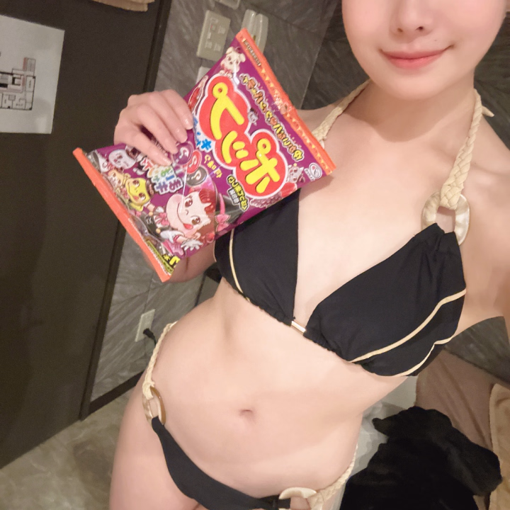 [プレゼントありがとう- ̗̀🎁  ̖́-]

みんなお疲れ様❣️

今日出勤してるおとねだよん✌️

🩵9:00~0:00🩵

昨日はご予約完売🈵

みんな会いに来てくれてありがとう❣️

今日もまだまだ頑張るよん✌️

⋆┈┈┈┈┈┈┈┈┈┈┈┈┈┈┈⋆

昨日あそびに来てくれた仲良しさんから
いただいたプレゼントにありがとうのメッセージ💌‪💞

前回初めましてだった仲良しさん🥰️

もう仲良しになれて嬉しいよ♡

ポップキャンディありがとう🍭🍬

前回たーくさんMPさせてもらったの
覚えててくれて、今回はたっぷりの
MPと椅子P😍

椅子すっごい久しぶりでうろ覚えだったけど、一緒に楽しんでくれてめちゃ嬉しかった♥️

楽しいことは共有しないとね😘

今回も一緒に笑いあえてハピハピだったよ〜❣️

また次会える時は何しよっかなって
もう考えちゃってる🥰

もっと椅子P研いてもいいかも…！？

特技がまた1つ増えそうなおとねです✌️

椅子Pはご本指名様のみ体験可だよ🥰

次会えるの楽しみすぎる🥰

それじゃまたね❣️

X→otone_yoshiwara