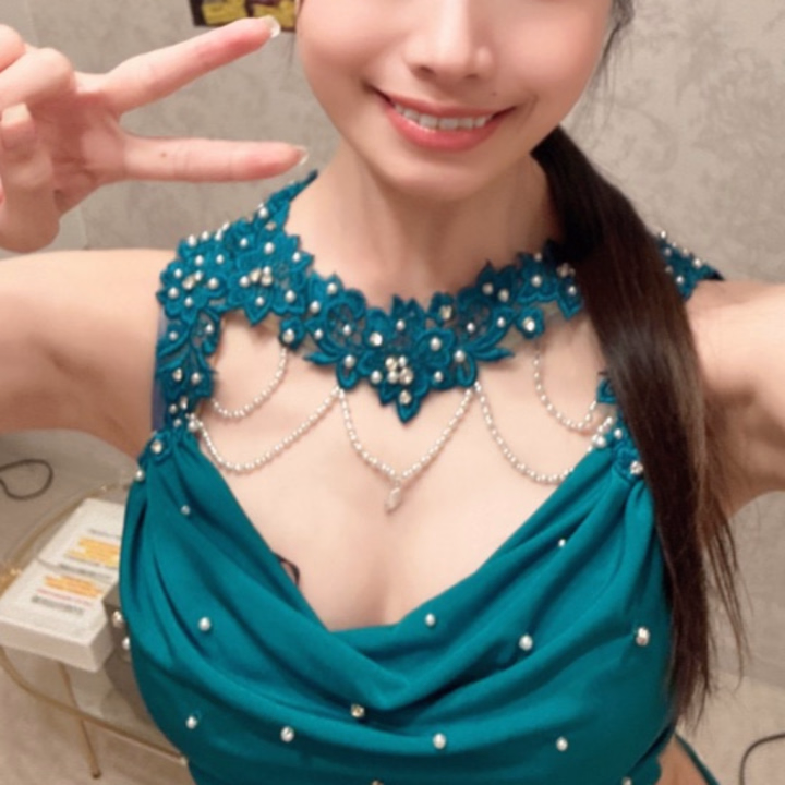 今日は雨だね☔️

お友達と飲みにお出かけ！

その後はお家でお泊まり〜🩷

最近すごく仲良しなんだよね🥰

女の子のお友達ってとっても大切❣️

今日は楽しんでくるねーっ🥰

みんなも金曜の夜はゆっくり
楽しく過ごしてね😆

またみんなにあえる日が楽しみだよ😘

Xはこれだよー！フォローしてね！

@otone_ikebukuro