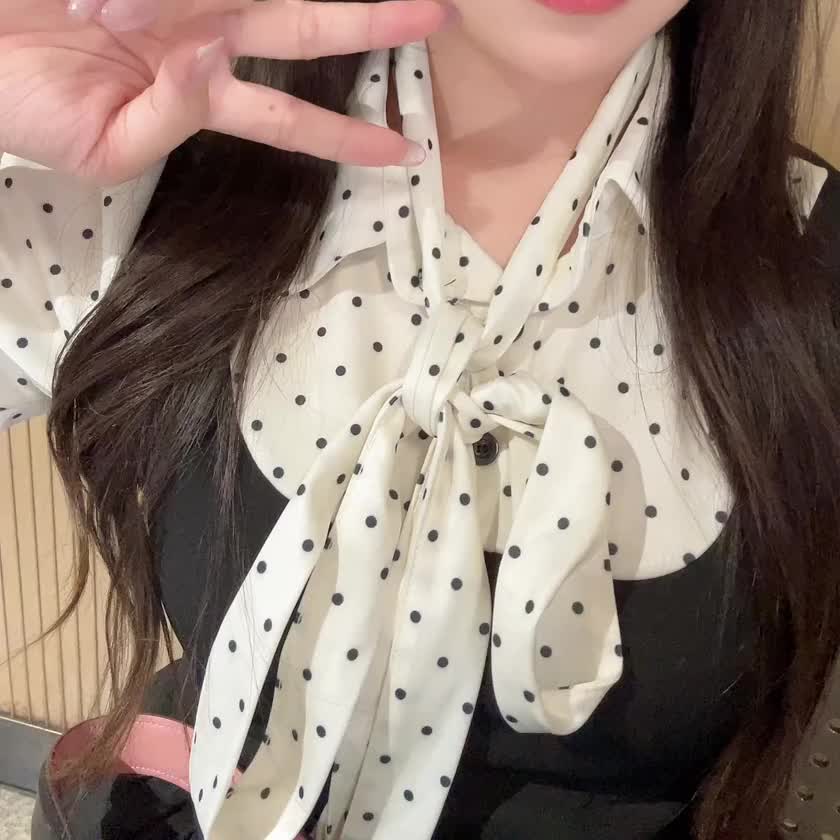 たまにはと思って動画撮ってみた❣️

水玉のワンピースはお気に入り😍

もっといい動画撮ります〜📸

朝帰りなんてずいぶん久しぶりかも💦

お家に帰ったらお腹に優しいもの食べて寝ます😴

おやすみ🤣