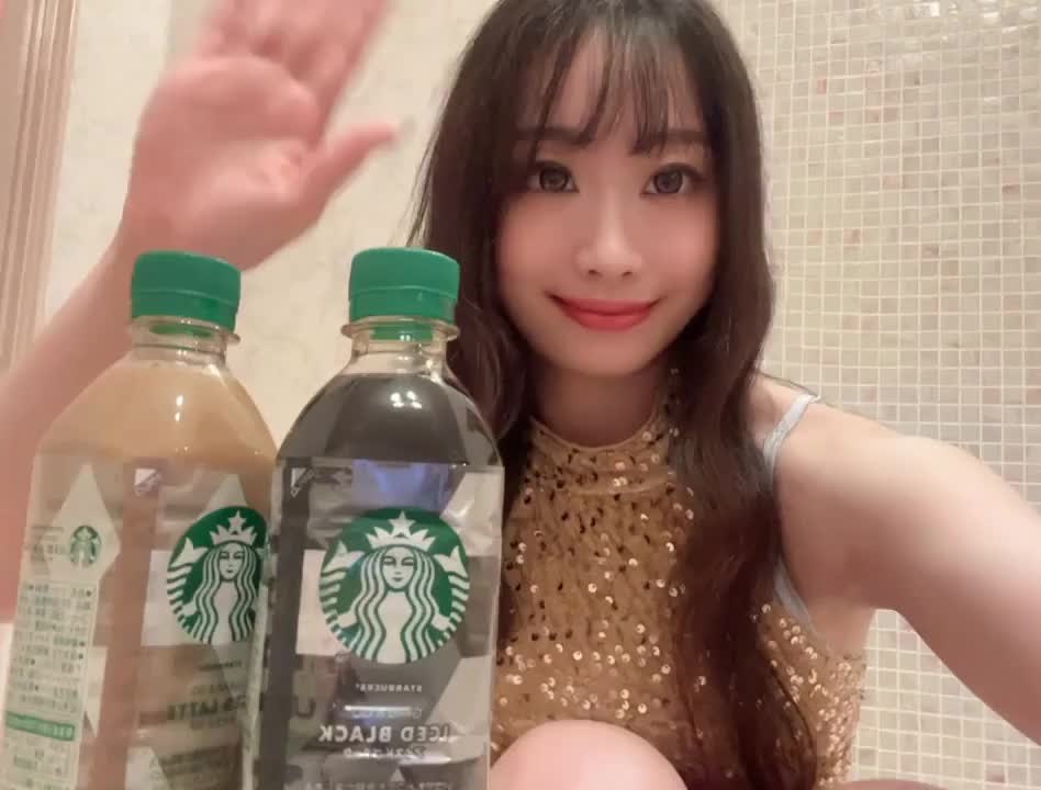 皆様おはようございます～☀️

朝から元気いっぱい、頑張ってますよ～✨

今日は特別な日になる予感がするの❣️

ドキドキしちゃう💓

ちょっと緊張しながらも、わくわくでいっぱい！💖

お兄様とたくさん楽しいことができたらいいなぁ～♪ 

みんなの笑顔を見られるのが、一番の楽しみなの🥰🥰 

今日も一日、一緒に素敵な時間を過ごしましょうね～🐰💕

ぜひぜひ、遊びに来てくださいね！お待ちしてます～！⭐️⭐️⭐️

それじゃ、また後でね～🌈✨

お兄様からいただいたコーヒーを
添えて☕️🌿‬

🎶おとね🎶