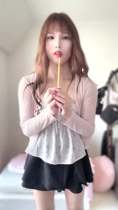 ○○○舐めてる動画っ‼️‼️

あまくて美味しくてとろけるんだよねぇー‼️‼️