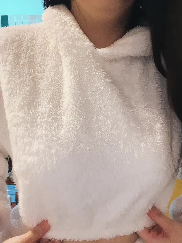 おやつの代わりにきづきを
お届けします🍓

ここでお兄さんとイチャイチャできるのも残り2日⁉️
あっという間すぎた😭

でもまだイチャイチャが足りないので会いに来てね😘💋