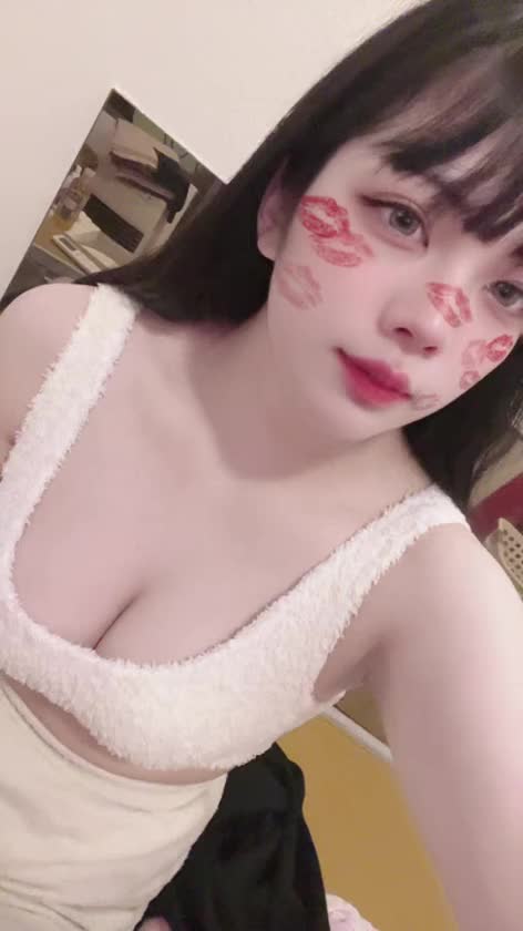 独占してみる⁉️

今日までしか会えないし
独占できないよ💦

ホントの最後のチャンスだよ😘
待ってるね💕︎