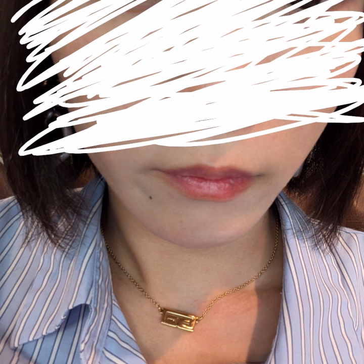 こんにちは乃愛です🙂‍↕️
今日は新調したリップで気分ルンルン😆(写真だとわかりにくいですけど笑)
それはそうと、早いものでもうすぐ連休も終わりですね…！
今日も出勤していますのでよろしくお願いします😆