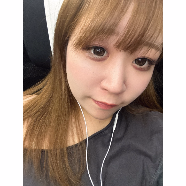 おはよん(  ˘꒳˘  )💤
昨日はみゆちゃん お誕生日でちた😆

おめでとう言ってくれたおにいさん
逢いに来てくれたおにいさん
ほんとうにありがとう´т ‧̫ т ̀ 🙏🏻 𓈒𓏸

またひとつ歳を重ねたみゆちゃん
本日も元気に出勤しました🫪🫯

11:00 から予約してくださった
おにいさん ありがとう🩵
会えるの楽しみにしてます^ ܸ._. ܸ^ 
気をつけて来てね🫶🏽

とうとう暑くなってきたね( ; .̫ ; )
水分補給しっかり！ご飯も食べてね🍚

今日みゆちゃんはエロ活🫶🏽🫶🏽
一緒に気持ちよくなろうね？