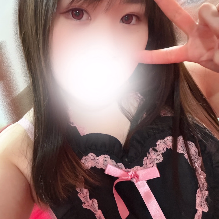 今日はエプロン姿でお出迎えします🥰🩷

12:00〜24:00まで出勤しています✨

お仕事やお出かけで疲れて帰ってきたら、エプロン姿のまりえが「おかえり💕」ってお迎えします☺️🍳

今日はちょっぴり新婚さん気分…？🙈💓

ゆっくり癒しの時間を一緒に過ごせたら嬉しいです🥰

お時間の合う方はぜひ会いに来てくださいね💕
お誘いお待ちしています✨