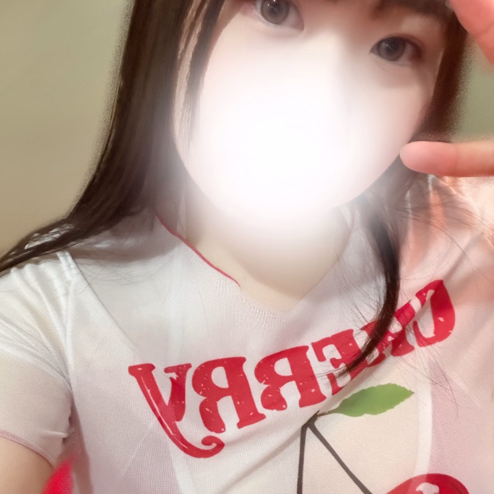 今日も元気に出勤しました〜🥰💕

今日は18時までと、いつもより少し短めの出勤です🥺✨

短い時間だけど、たくさん素敵な出会いがあったら嬉しいな💓

お時間合う方はぜひまりえに会いに来てくださいね☺️💕

18時までお誘いお待ちしています🥰✨