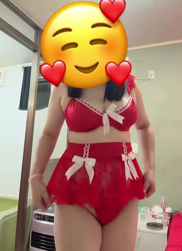 くるっと一周…💕✨

少し照れながら撮ってみました🙈💓

最後まで見てくれたら嬉しいな☺️

あなたのお気に入りの角度、ぜひ教えてください🥰