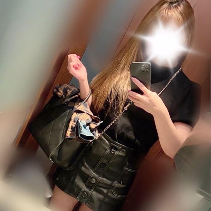 おはようございます🌷

昨日一緒にお時間過ごして
くださったお兄様
ありがとうございましたぁ〜😌🌸

お仕事の合間や仕事後で疲れてるのに
会いに来てくれて嬉しかったです🫶
昨日はフルマ🤍トdayで
楽しかった❤️‍🔥
マ🤍トにハマってくれたお兄様もいて
嬉しい〜🤤

今日から少しだけお休みに
はいらせてもらいます⚾️🧡🐰🏟️


🌷💛🌷💛🌷💛🌷💛🌷💛🌷💛

次回出勤は
29.30.31.1日の4日間になります🙇‍♀️
その次は6月半ばか下旬あたりから
7月前半を予定してます🛁🫧
少しでも気になったお兄様は
会いに来てくれた嬉しいです🫶

🌸🧡🌸🧡🌸🧡🌸🧡🌸🧡🌸🧡

いつも日記をあげると必ず
いいね♡を押してくださる
お兄様
ありがとうございます🥹❤️
ちゃんと認識させてもらっ
てます😌💗

口コミを書いてくださった
お兄様も本当にありがとうござい
ます🙏
何回も読ませてもらってます💌💕

今回の出勤中に一緒にお時間
過ごしてくださったお兄様
本当にありがとうございました💗


🌼NAO🌼