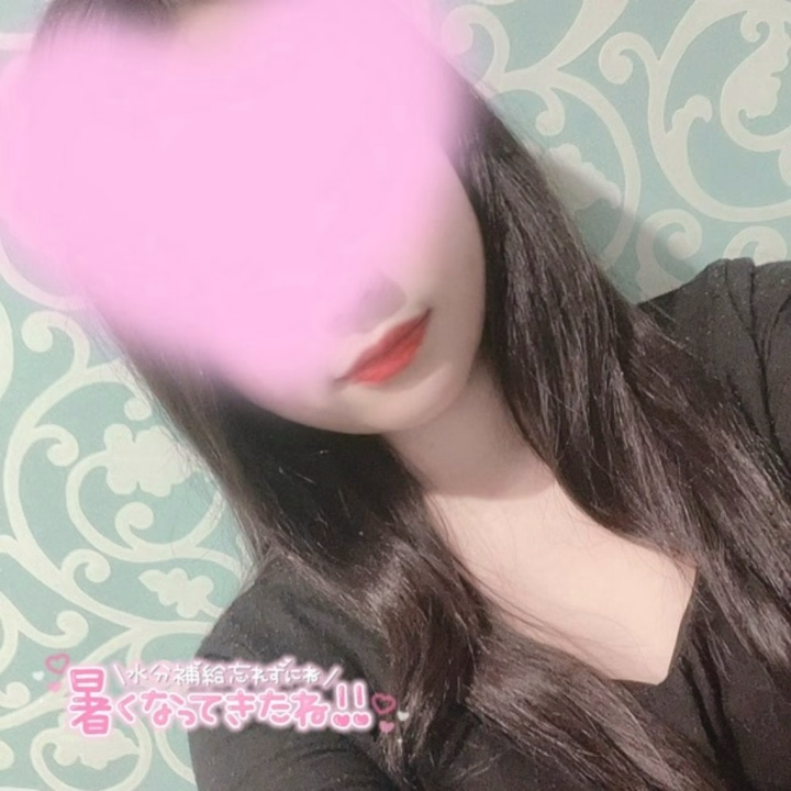 うたです🎶

前回お誘いくださったお兄様方
ありがとうございました💌

3週間ぶりの本指名様🩷
時間できたから~って
急遽会いに来てくれてありがとう💝
ぬるぬるあわあわ
とってもエッチでした😚
ちょっぴりハプニング？もあり…💧
ごめんね🥲🥲
いっぱい気持ちよくしてくれて
ありがとう💗
また会えるの楽しみにしてます💕

うたさん本日出勤です☀️
本日もよろしくお願いします🌷