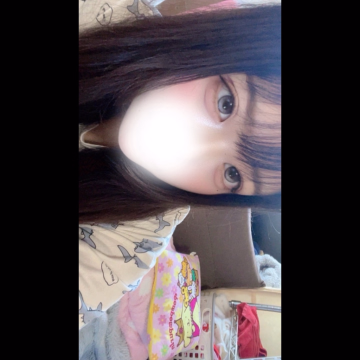 おはようございます☀️
本日出勤です✨️
でもでも、、、18時までなので
お仕事お休みのお兄ちゃんや
予定合うお兄ちゃんは
お会いできたら嬉しいです✨
あ!パネルは前髪ないですが
リアルは前髪ありますので
綺麗めってより可愛いよりです💪
お問い合わせやご予約
ラブコール待ってます📞❤️
Reo