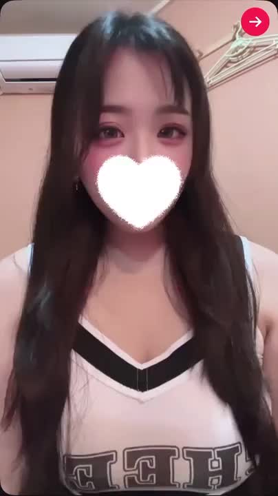 遂に…年末年始‪( . .)"‬♡

今年もう最後💗
27日になりました👏👏👏
仕事納めしたお兄ちゃん
レオと姫納めしよう💗

仕事終わりはいつも
アニメ鑑賞、オナニーしか
やる事がなく…
好きなAV女優さんの
動画を漁ったりNetflixで
見るものが
なくなってしまったり…

遂にムラムラが爆発しました💥

男性の温もりが欲しい‼️

私も男性に触られたい🥺
お兄ちゃんと
エッチな事をしまくりたい💗

なので、お兄ちゃんは姫納め
レオはお兄ちゃん
納めをさせて🍒ྀི

沢山、お兄ちゃんのをお口で
濃厚ねっとりフェラ🫶🏻
一緒にコスコスして
気持ちよくなりたいから
素股で…🫶🏻

お兄ちゃんからも沢山沢山
愛撫されたい…‼️

お問い合わせやご予約
ラブコール待ってます📞❤️




Reo