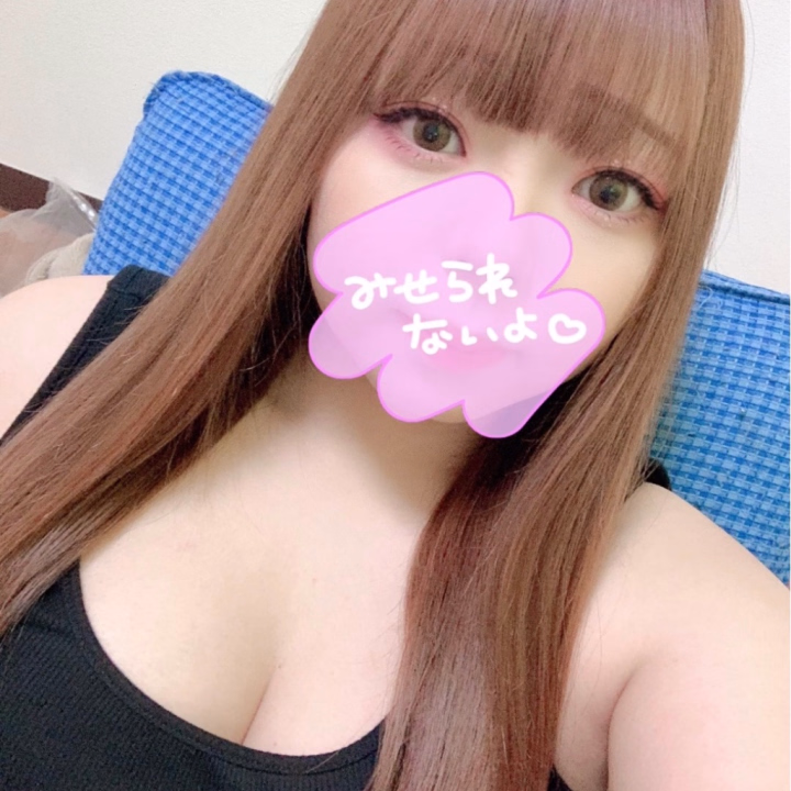 こんにちは🫶💕

 今日も元気に出勤してます☺️✨

最近暑い日が続いてるから、無理せずゆっくり過ごしてね🫧 

そんな中で少しでも「癒されたいな♡」って思ったら、会いに来てくれたら嬉しいです🥰

たくさんお話ししたり、一緒に笑ったり、のんびりした時間を過ごせたらいいな💌

仲良しさんも、はじめましてさんも大歓迎♡ 素敵な出会いがありますように🫶💕 

待ってますっ♡