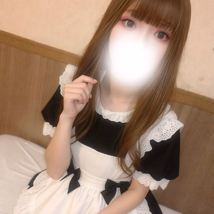 今日も出勤してます🥰🫶

今日はメイド服にAiでやってみたよ😲

 最近ちょっぴり甘えたモードなので、いっぱいくっついてまったり過ごせたら嬉しいな…♡

お仕事帰りで疲れてる方も、なんとなく癒しがほしいなって方も大歓迎☺️💭 

たくさんお話ししたり、のんびりしたり、一緒にほっとできる時間にしたいです🫧

少しでも気になってくれたら、ぜひ会いに来てください💋 

はじめましてさんも仲良しさんも待ってますっ♡