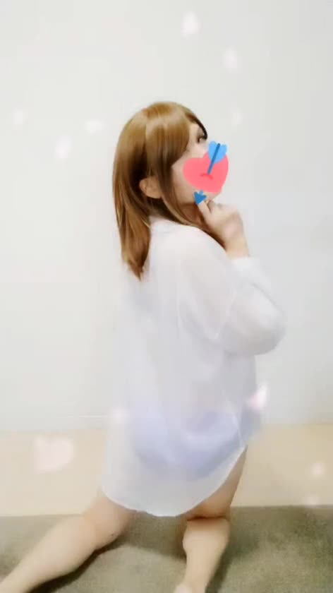 早久郁夫君♥️
卒業おめでとう㊗️
この3年間で身も心も立派に成長したね！
女装子先生愛莉の事…そして…放課後の教室での2人だけの秘密の思い出💓‪
これからもずっと忘れないでね(涙)
最後にもう一度ドッピュん顔射して‎🩷…(笑)