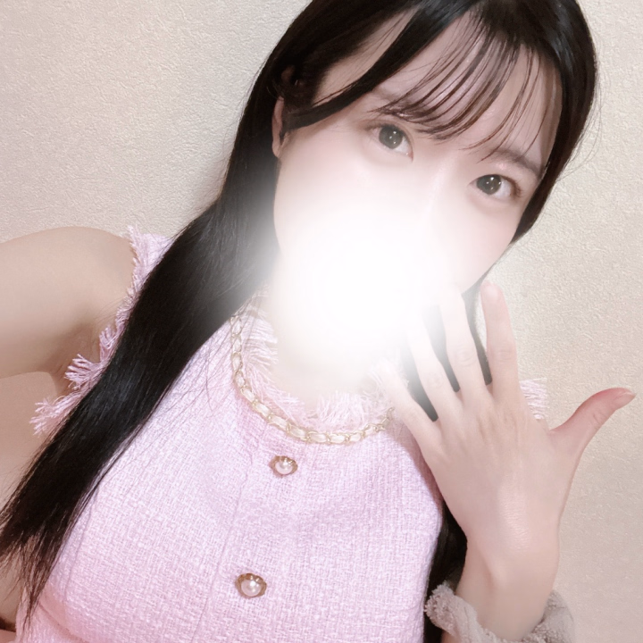 こんばんわ〜あきはだよ🐰💞

本日もありがとうございました🙇🏻‍♀️✨️
雨の中来てくれたお兄さん達
足元が悪い中ほんとにありがとう😭🤍

明日も7:00-19:00出勤だよー！

よろしくお願いします️🫧
