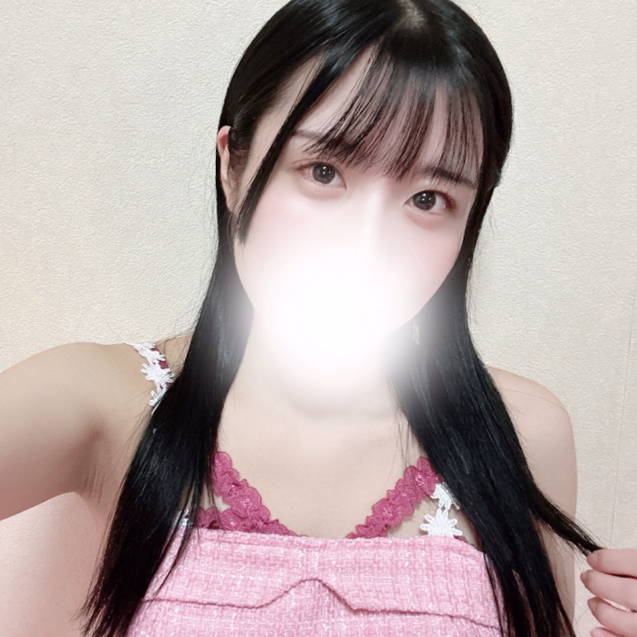 おはよ〜あきはだよ🐰💞

出勤ちゅーーー😘💋

今日はだいすきなピンク色のドレス🎀💗
どうかなぁ〜👀？？

お誘いお待ちしてます📞💭💘