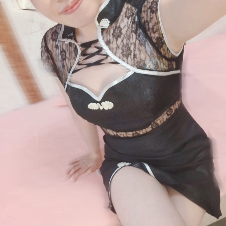 癒し度満点のるみです🐰💖
1週間お疲れさまでした☺️

明日お約束したお兄さま
皆様ご連絡くださったりして…
ありがとうございます😢✨


無理はせず、でも雨にはマケズに❤️‍🔥
気をつけてお越しください！！😌

るみは電車🚃がある限りは
向かうのでお待ちしています(｡･･｡)❤️


しとしと雨の日こそ、
お部屋で二人過ごすのがピッタリ🌟

オトナの室内型アトラクションです🤭❣️
明日も思いっきり楽しもうね🥰


台風🌀がぴゅーんとそれてくれることを祈って😖
今日は早めにおやすみなさい🐑🌟

るみでした🐰

∴..∴..∴..∴..∴..∴..∴..∴..∴..∴..∴..∴..∴..∴
明日はご予約完売です😌❣️
日曜日に少し🈳があります✨
お誘い待ってます💌遊ぼ？

6/28（日）7:00〜50分枠.9:00〜65分枠