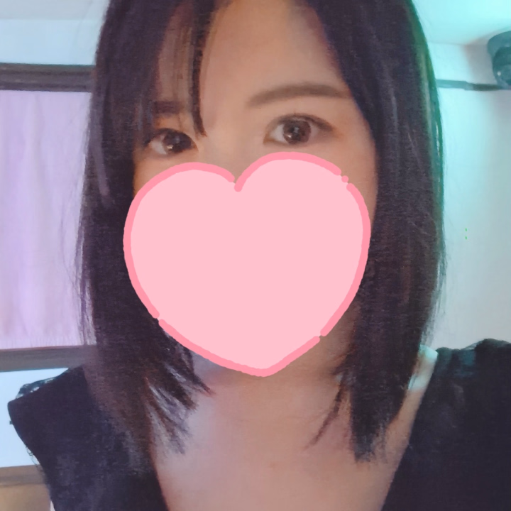 癒し度満点のるみです🐰💖
ﾇﾙﾇﾙ🫧後は、色々と乱れがち🤭ﾃﾍ

本日お会いしてくれたお兄さま
ありがとうございました😊

るみマニア🐰🎖️のお兄さまとの時間は、
相変わらず楽しくてハッピー空間✨
つい大胆になっちゃうね(｡>﹏<｡)


初めてのお兄さまも
るみのこと気に入ってくれたようで🤭💕
めっちゃ楽しかったです🌟


るみの気持ちいいところを
当てちゃうお兄さまって
本当にすごいね…？🫣

るみ分かりやすい？？
恥ずかし嬉しいの気持ち(｡･･｡)❤️


また来週もいっぱい構ってほしいです🥰
るみでした🐰

来週はまだ🈳あるので、会えますように🌟
∴..∴..∴..∴..∴..∴..∴..∴..∴..∴..∴..∴..∴..∴
6月のシフト公開中🪩
はじめましてさんも待っています😻

直近のご予約可能なお時間🈳
6/23（火）22:05〜ラスト
6/28（日）7:00.9:00.12:00スタートの50分

7月シフトも調整中です☺️
楽しみに待っていてくれると嬉しいです❣️