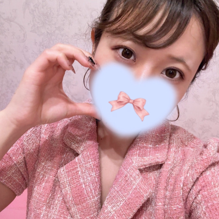 おはようございます🩵

最近、昔のドラマとか見れるアプリ課金してしまいました😚
おすすめあったら教えてください🥺💭

今日も12時からお店いるので
お兄さんに会えるの待ってます🐰