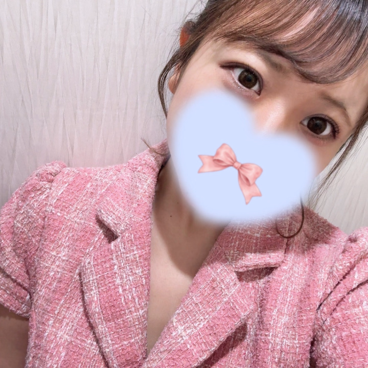 りいなです🩵

お店着きました𖦹‎' ‐ '𖦹‎‎

今日は0時までいるので
お時間合う方いたらよろしくお願いします☺️💕💕