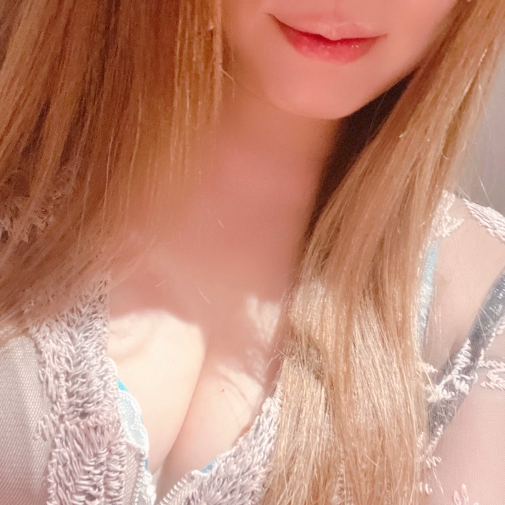 ぐっもーーーにん🐮


昨日もいっぱい💗
ありがとうございました💗


今日は寝坊せず起きれた🥺
朝は弱いです、、、泣


本日もラストまでよろしくお願いします🧸