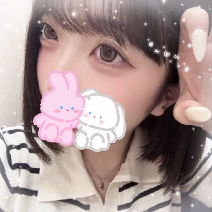 おはよ〜☀️えなだよ꒰ ᐡᴗ͈ ·̫ ᴗ͈ ꒱♡
本日《11時～16時》まで出勤してます✨️

久々の日記更新な気がする(っ ॑꒳ ॑c)
体調も万全になってきたから頑張るよ～🔥❤️‍🔥

短い時間の出勤なんだけど、お仕事お休みのお兄さんとか早めにお仕事終わったお兄さんとかとか！たくさんのお誘い待ってます(*^^*)✨️