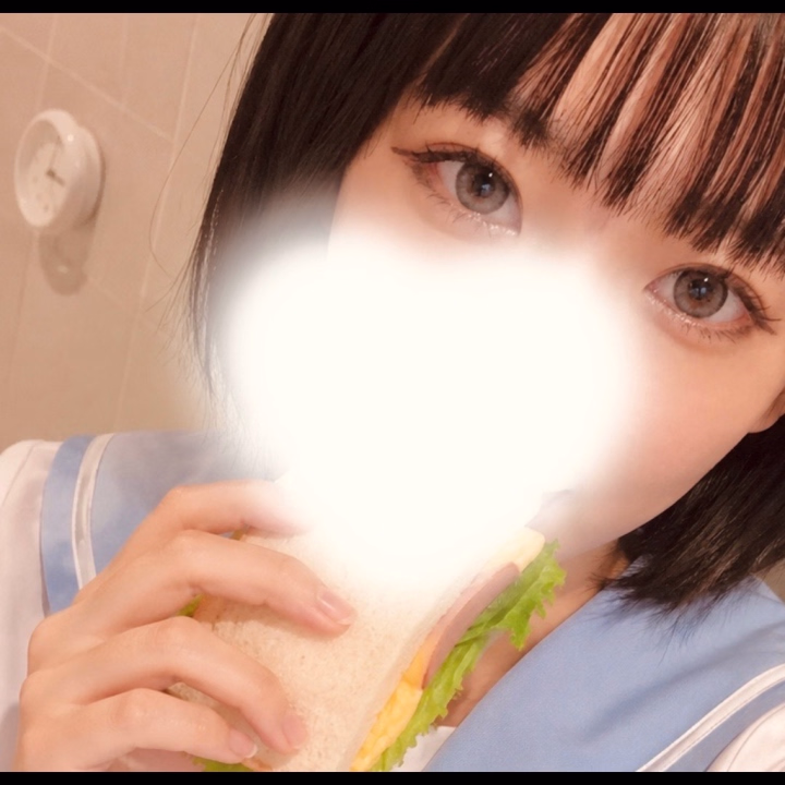 土曜日満喫してますか？✨
美味しいもの食べてるのかなぁ☺️

ご予約なく3時間ほどゆっくりさせてもらってる🥺ぅぅ

今日は最後までいる水戸LastDayなので会いに来て欲しいです(๑ ᷇ 𖥦 ᷆๑)♡


お昼に食べたサンドイッチ美味しかった🥰

明日帰っちゃうので是非ご予約もお待ちしてますね♡