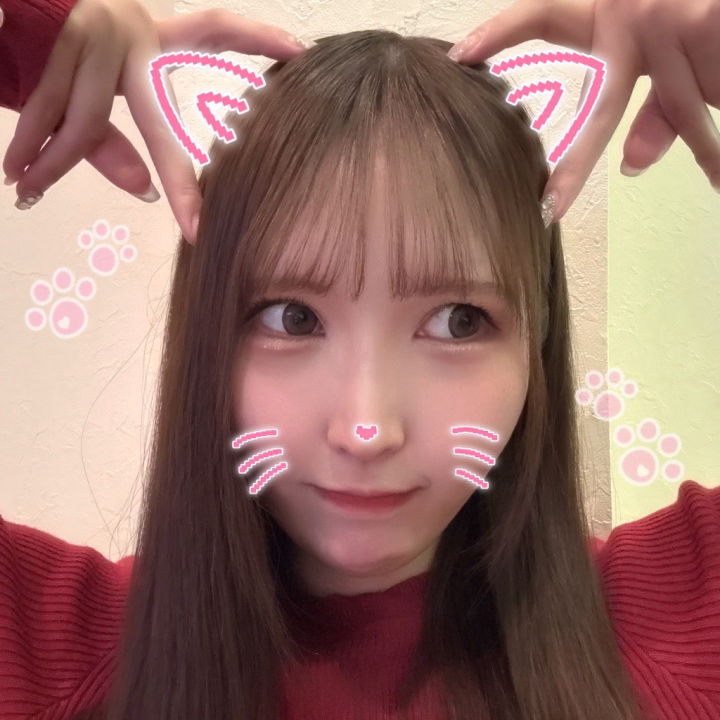 こんばんわ🐑☾⋆  ̖́-

今日も遊んでくれたお兄様たち
ありがとうございました˘ ˘❤︎

まさかのハプニングで接客中に前髪と顔面びしょ濡れになったけど😂笑
今日もいっぱい笑って楽しい1日でした🫶🏻💞


次の出勤日▼
・16日 12:00~0:00
・17日 10:00~22:00

ご都合のいいお兄様からのお誘い
お待ちしてます！💖


みなみ🐭🖤