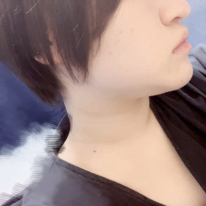 おはようございます
せいです☀️

今月の米子もありがとうございました💘

たくさんのお兄さま達にあえて差し入れとか私がコナン好きだからコナン関連の差し入れもたくさん頂いてほんとに感謝でいっぱいです✨️✨️


夏に向けて髪の毛切りました✂️
人生初ここまで短くしたので似合ってるかドキドキ

また来月も米子に行くので今回予定合わなかったお兄さま達もぜひ待ってますね🐰ෆ‪

また行く日近くなったら毎日日記更新していくので覗いていってください👀✨️✨️

最近ほんとに暑くなってきて喉風邪も流行っているので体調に気をつけてくださいね

ありがとうございましたᴗ  ̫ ᴗ