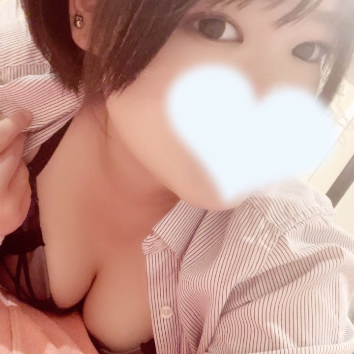 こんばんは
せいです🌙

無事に米子到着🌟
3回目ドキドキです💘

さみしいのはやだからお兄さまたち会いに来て꒰՞ɞ̴̶̷̥⩊ɞ̴̶̷̥꒱💧‬