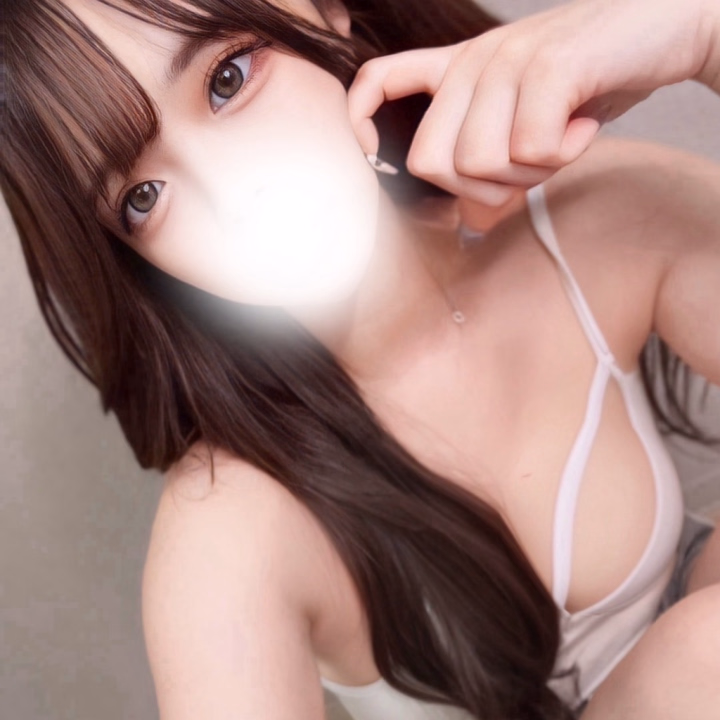 そういえば前回の松山から

髪の毛が長ーくなりました✨

エクステつけたよ🫶

ロングも割と評判良くて

綺麗可愛いらしいです笑

レア度高いりりむにも会いに来てね💕︎

りりむ