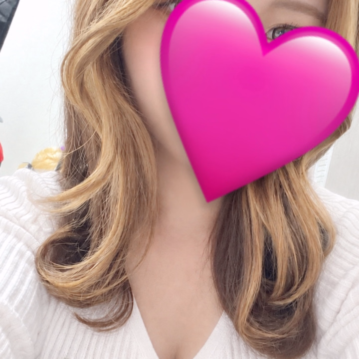 スタジオで撮影してもらいました(o^^o)
早くできあがり見たい❕たのしみーーー😚