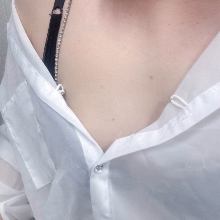 今日は感謝祭出勤してます😊✨


暖かくなってきたから今日は透けシャツ🫣

直接触りに来てね💕︎