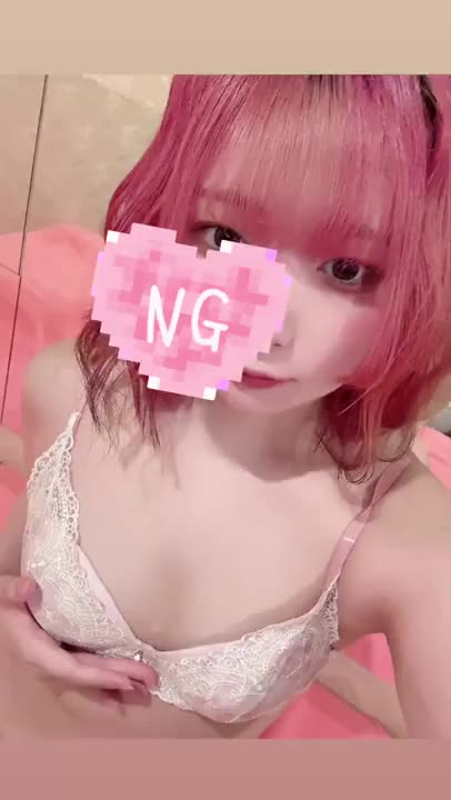 ちののふわふわおっぱい 、さわってくれますか(   .  ̫ . ̥)❔♡