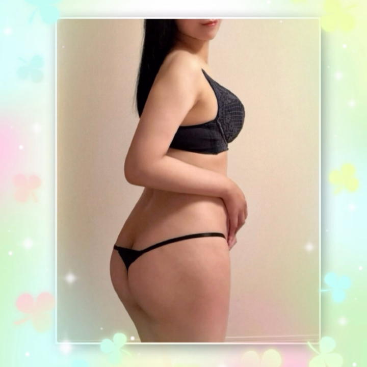 昨日お越し頂いた紳士様方、ありがとうございました✨

マット上手いねと褒めて頂いたり、気遣いが凄いねと仰って頂いたり、また来ると仰って頂けて嬉しかったです🥰

5日ぶりの本指名様にもお会い出来て嬉しかったです💖

こんなにすぐお会い出来るとは思ってなかったので感動です😭✨

今回は2/10(火)まで出勤しています✨

残り5日間、喜んで貰えるように精一杯頑張ります❣️

少しでも多くの紳士様にお会い出来ますように✨

素敵な紳士様からのお誘いお待ちしてます💖