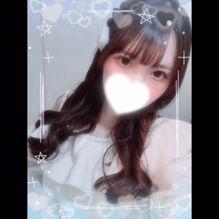 よしのです^. .^ ੭
出勤しました✌🏻✌🏻
24時までの受付です> - < ՞ ՞


こないだは仲良しのおにいさんと久しぶりに会えて、たしか良いお年をはしたけどあけおめしてなかったからうれしかったー🥹💕💕
ぽこぽけトークいっぱいできてたのしかった🤍‼️

ぽこぽけ
ついにリザードンにおうちをあげました😭
雨のときかわいそうだったからきっと喜んでくれてるはずᐢ ܸ. ̫ .ܸ ᐢ ❤︎

きのうのお休みはお料理してた💡
まえにとあるおにいさんによしのちゃんは○○つくるの向いてるんじゃない！？って、そのときはお話の冗談で言われたやつがあったんですが、がちで向いてるかもしれない😭🎶笑笑
また会えたら報告したいところ…💭笑