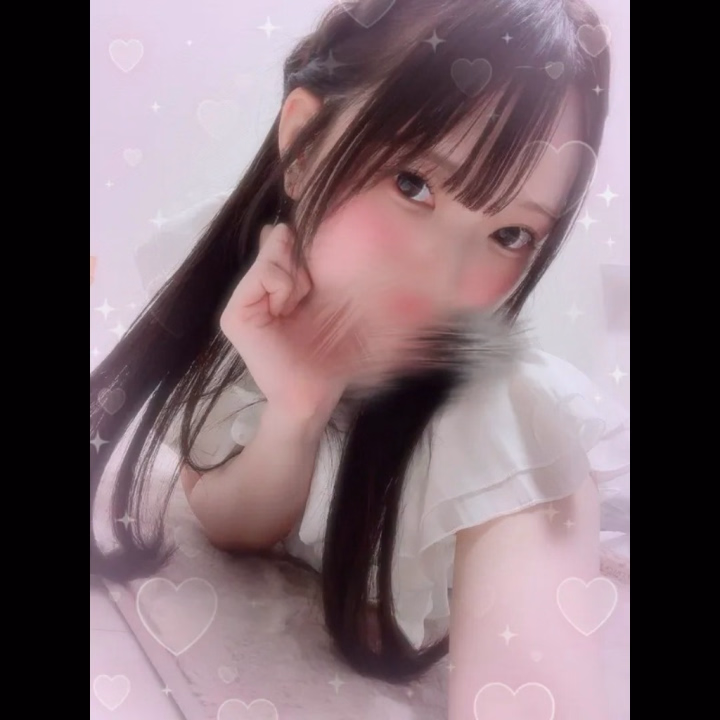 よしのです^. .^ ੭

きのうはありがとうございました☘️

めちゃくちゃ久しぶりに会えた仲良しのおにいさんに近況をいっぱいきいてもらっちゃった😭💭
150分あっという間めっちゃ早かったね😭
チョコプリンもありがとう🥹🎀

最近暑くなってきてちょっと体調崩しちゃったりとか、ちょっと忙しい日が多かったりで大変なのですが、頑張って元気に過ごしたいな^.ˬ.^
自炊すること最近増えたのでからだにいいもの食べようとおもいます‼️
きのうは納豆オムレツ作って食べた🥚🎶
体によさそうでしょ😼
納豆にがてな人は発狂オムレツ🥹


つぎは火曜日出勤予定です🗓️💕