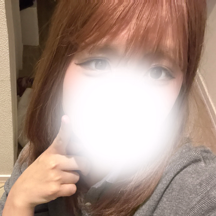 こんばんは‼️

めるるです！

明日久しぶりに
17時からラストまでいます

本当に本当に久しぶり…
お兄様方に会えたら嬉しいな🥹💖

お待ちしてます（ ;  ; ）