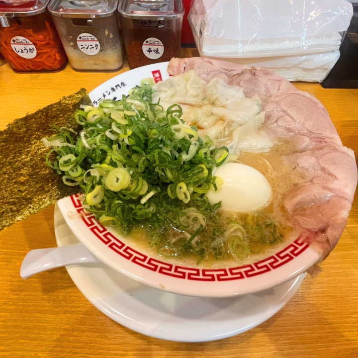 (´^ω^｀)ﾊｧ…
福岡のラーメンが恋しすぎて絶賛ホームシックなう

11月のシフト検討ちゅ
しばし待たれよ

11月と12月はずっと福岡おる予定
やけん仲良くちてね( ᵒ̴̶̷᷄ д ᵒ̴̶̷᷅ ).ᐟ.ᐟ.ᐟ

ほたはやっぱり福岡が落ち着きまふ
だってジモティーやもん
🐰ほた🐰