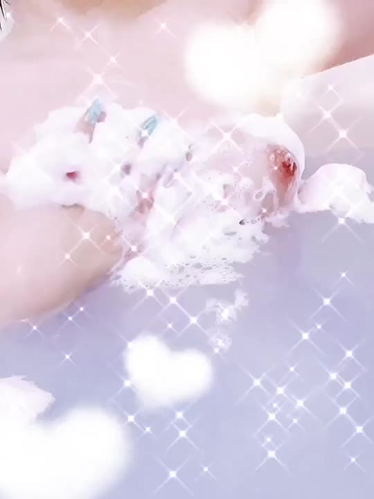 こんにちは☀️✨

明日から出勤できそう🫶🏻❤️‍🔥
早く気持ちいいこと
いっぱいしたいな〜🥺


お兄さんも沢山溜めて
会いに来て欲しいな〜💭