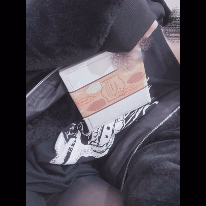 おはようございます🐈‍⬛

本日とーっても久しぶりの出勤でした> <
長時間独占してくれたお兄様ありがとうございます❕
早めのバレンタインも感謝です♡🍫