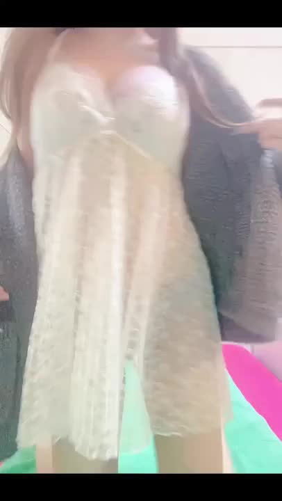 むぎゅって動画撮ってみた( ơᴗơ )♡
また動画上げて欲しいって声を頂いたから上げてみたけどどうかな？
前回上げた時めちゃくちゃ消されちゃったから不安だけどこれは消されちゃいませんように🙏🏻😭💭