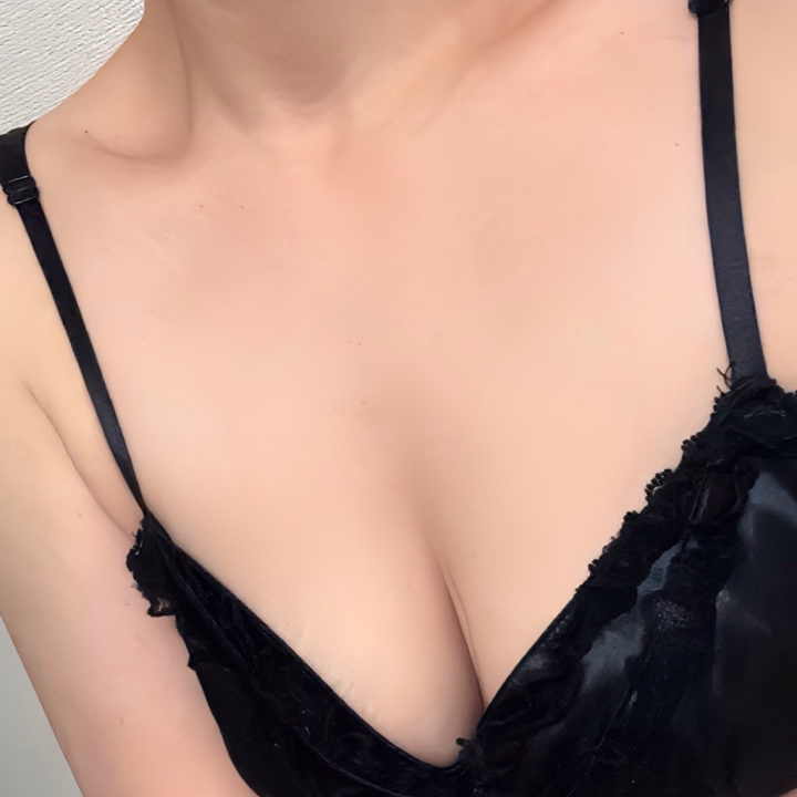 こんにちは😃

なかなか　日記　投稿できなく

て　ごめんなさーい🥹

今日も　17時まで受付中😘

お誘い　お待ちしてまーす💋