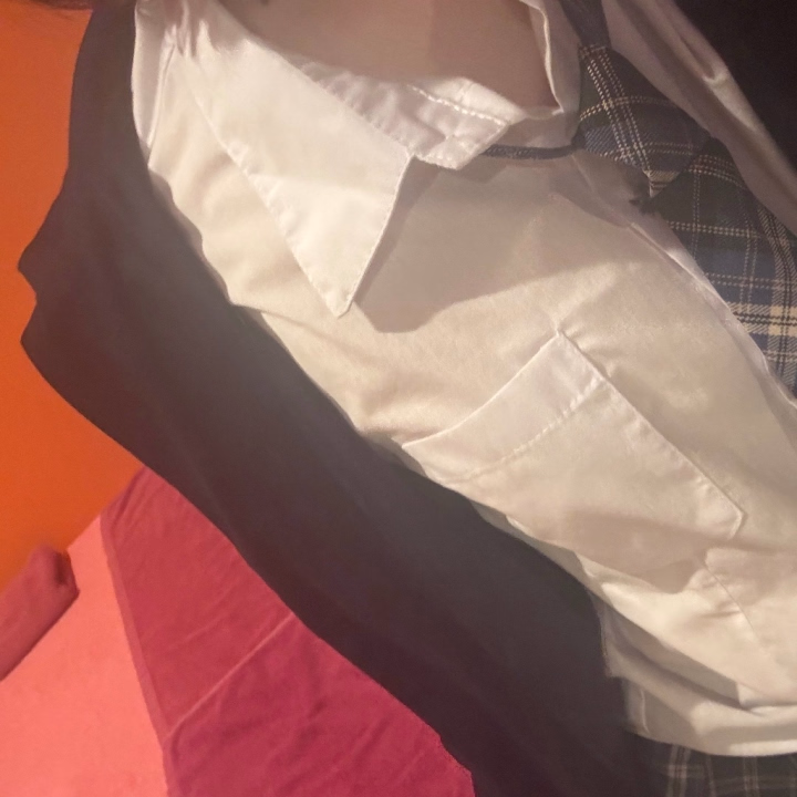 こんにち？こんばん？りりたん！
今の時間ってどっちだ！？！？🤔
久しぶりはドキドキでした💓
遅ばせながらの出勤投稿ってやつ？？
いっぱい褒めてくれたら嬉しいな？( *´꒳`* )
コスプレもガウンもあんまり来たことなくてたのちい！🥰
次回空き枠19時半から21時45分です🥹
次まだ決まってないので、少しでも気になってるお兄さんは会いに来てくれたらうれりりたんです🐰
そういえば、お部屋広くてびつくり！
水戸って何が美味しいのかな、？🤔
美味しもの教えてほちい気持ち🥺♡
今日もお兄さんの一日が素敵な一日になりますように💓‪