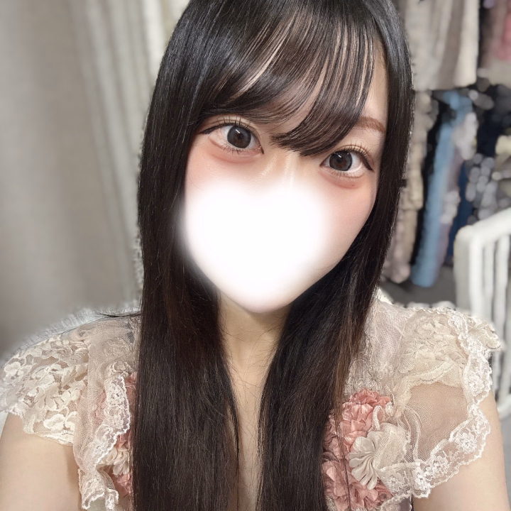 おはようございます、みつばです☘️

今日も【12-24】でいます❣️

15時半〰️から予約可能なので是非逢いに来てください➰🎶

あと休みまで今日含めて残り3️⃣日、走り切ります（；_；）❣️

休みの間はコンカフェ時代の友達と会ったり上京した友達と会ったりするよ〜超楽しみ〰️⭐️

今日もよろしくお願いします☘️