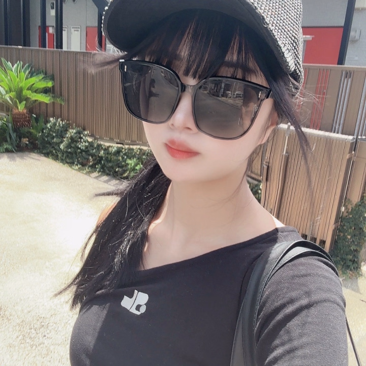 昨日はお昼の時間帯での出勤でしたがすぐに予約が埋まってうれしかったです😳💕お昼の時間帯史上1番早く埋まったかも🥳💕

ふとした瞬間にお兄様方とお話したことを思い出します🙄お兄様方がくれた言葉やお話してくれた事から学ぶことがたくさんで私にとっても貴重な時間になっています💕

いつもありがとうございます⸜🌷︎⸝‍


昨日は会いたかったお兄様にも会えてハッピーでした🥳💕


5月海外出張でほぼ日本にいないお兄様！
会えて勇気出ました🔥✨️
私も負けずにガツガツと頑張ろうと思えました♡♡また、色々教えてくれてありがとうございました🙄💕帰ってきたらまた沢山癒します🥰お話聞かせてくださいね💕


新神コースで初めましてのお兄様も😳
私で以外新神コース入れなくなっちゃうかもね？って始まる前に言ったら自信満々でハードルあがりまくりで大丈夫？って🤣終わったあとは絶対また来ますってお言葉を頂けて本当にうれしかったです💕勝ちました🏆新神コースの腕を磨いて待ってます♡


神コース大好きなので神コースのお兄様増えて本当にうれしい🥰
5月は神コース沢山まってます！