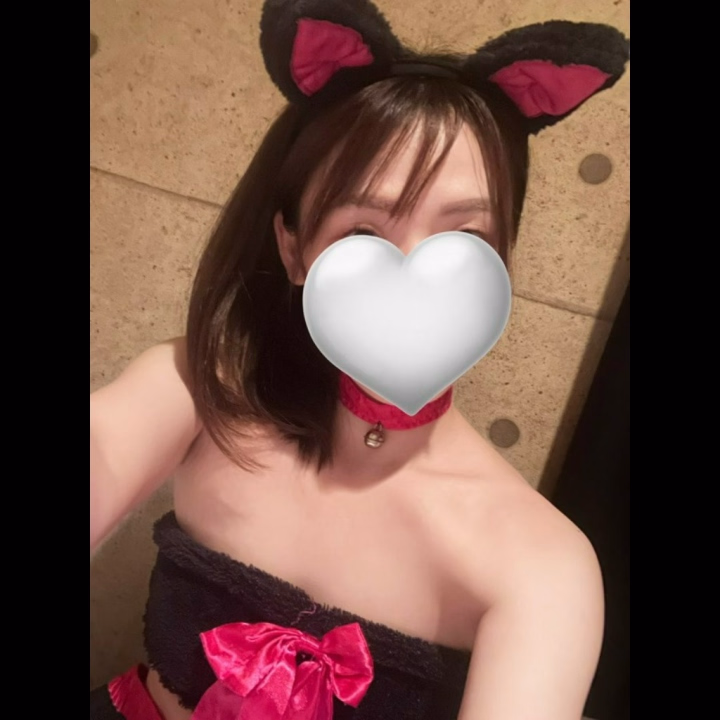 こんばんは、りかです🤍



今日会いに来てくださった
本指名のお兄さんたち
雨の中ありがとうございました！₍ᐢ..ᐢ₎♡
とーっても楽しかったです🎶
いつも時間作ってくれて
ありがとうございます🥲
また会えるの楽しみにしてますっ♡



次回の出勤は25日の予定です！
お誘い待ってます💌