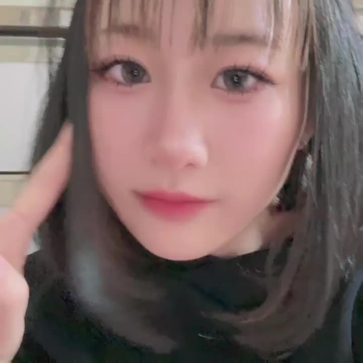 ちょっとボサボサ
ともみちゃん‎ꧦ𐅁𐀸𐋠𛰙᭜𖫴𖫰𖫱𖫳𖫲𖫲𖫳𖫴𖫰𖫱꛰ﯩᩝ︪᭜𖫴𖫰𖫱𖫳𖫲𖫲𖫳𖫴𖫰𖫱꛰ީᩝ𛰚

今日もお疲れ様❣️

これからラジオ配信だよ😊

2025,12,1,21:53
タイムラグ防止で日時書いたよ！