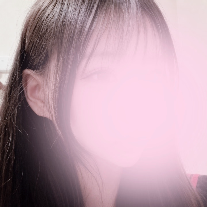 今日もありがとうございました😊💕

会いに来てくださった皆さまのおかげで、とっても楽しい1日でした♪

それと制服、思っていた以上に好評でたくさん褒めてもらえて嬉しかったです🥰

似合ってるって言ってもらえるとやっぱり照れちゃうけど、すごく励みになります💓

また会いに来てくれたら嬉しいな♪
おやすみなさい🌙✨